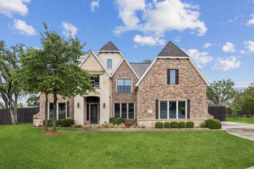 110 Post Oak Dr, Krugerville, TX, 76227-2904 | Card Image