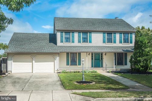 15 Saint Andrews Dr, LAUREL SPRINGS, NJ, 08021-4853 | Card Image