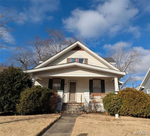 1247 Emerson Ave, Edwardsville, IL, 62025-2302 | Card Image