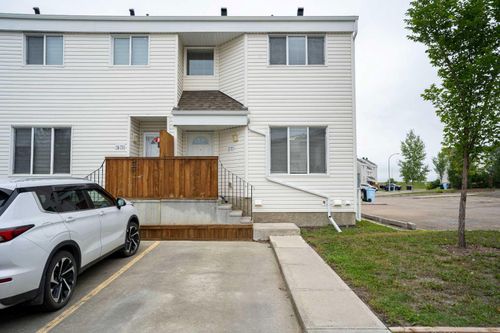 37-711 Beacon Hill Dr, Fort Mcmurray, AB, T9H3R5 | Card Image