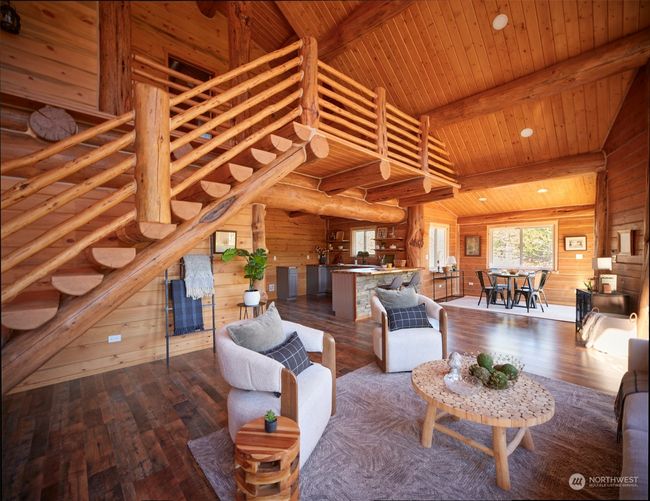 Foyer/Living Room | Image 7