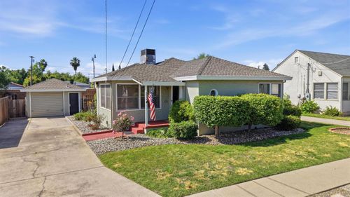 870 Morley Ave, Yuba City, CA, 95991-4337 | Card Image