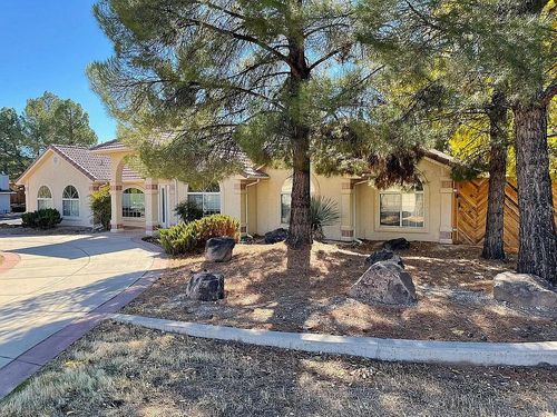 1118 Chokeberry Dr, St. George, UT, 84790-8204 | Card Image
