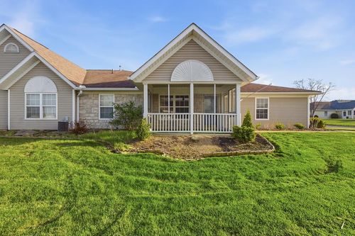 689 Scott Dr, Ontario, OH, 44906-4002 | Card Image