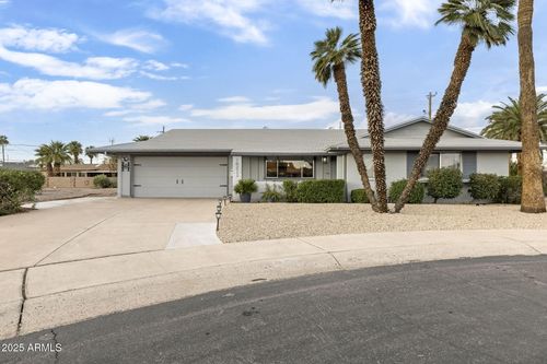 10222 W Riviera Dr, Sun City, AZ, 85351-3931 | Card Image