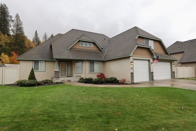 16008 E Renz Dr, Home with 5 bedrooms, 3 bathrooms and null parking in Spokane Valley WA | Image 2