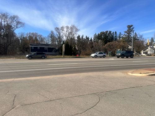 5957 Us Highway 31 N, Williamsburg, MI, 49690-8905 | Card Image