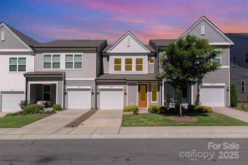 9221 Widden Way, Charlotte, NC, 28269-4934 | Card Image