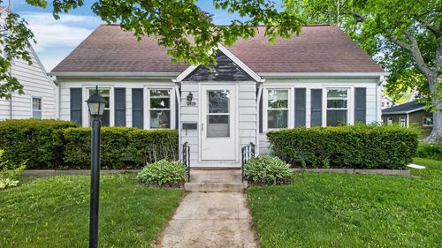 2420 S 12th Street, Sheboygan, WI, 53081 | Card Image