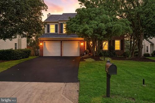 9605 Linden Wood Rd, MANASSAS, VA, 20111-2564 | Card Image