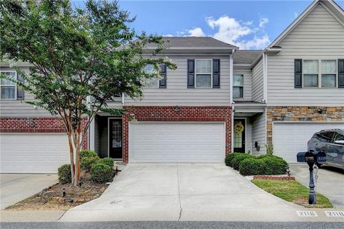 2116 Waterleaf Dr, Buford, GA, 30519-7723 | Card Image