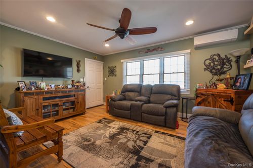 2941 Harvey Ave, Oceanside, NY, 11572-3419 | Card Image