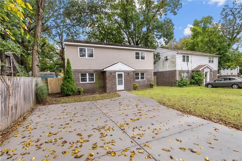 9554 Lakeside Drive, Norfolk, VA, 23505 | Card Image