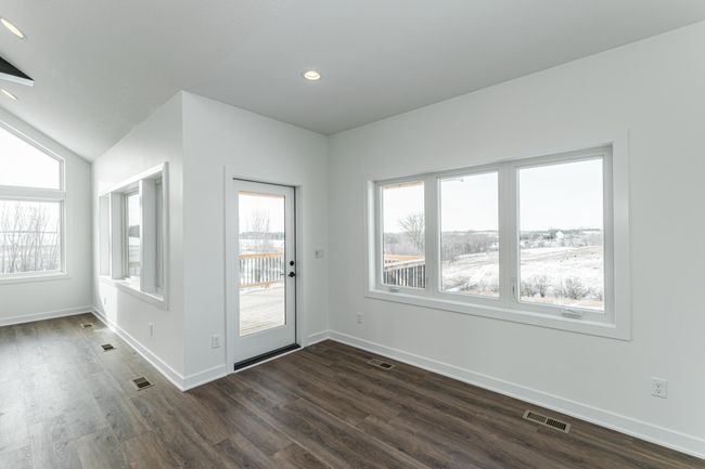 30228 712 Th St, House other with 4 bedrooms, 3 bathrooms and null parking in Lake City MN | Image 4
