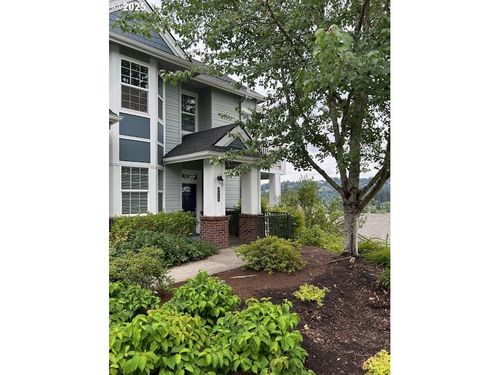 6460 Summerlinn Way, West Linn, OR, 97068-5142 | Card Image