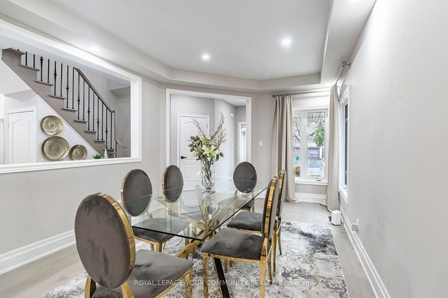 63 Regency View Hts, House other with 4 bedrooms, 4 bathrooms and 5 parking in Maple ON | Image 6