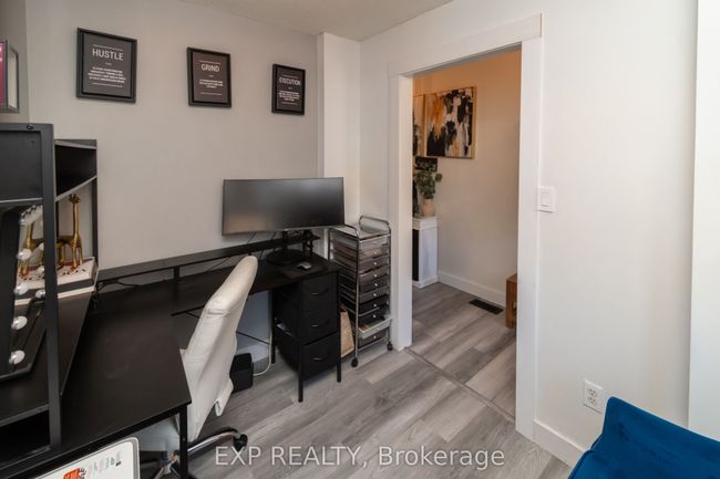 65 - 175 Stanley St, House attached with 3 bedrooms, 3 bathrooms and 1 parking in Barrie ON | Image 5