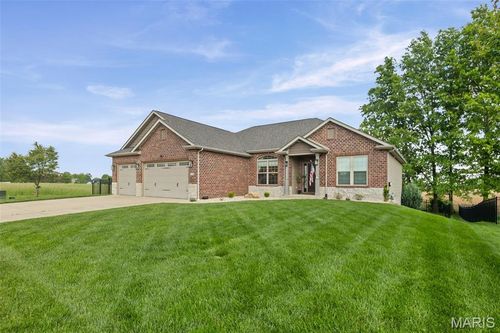 540 Glendale Dr, Troy, IL, 62294-1766 | Card Image