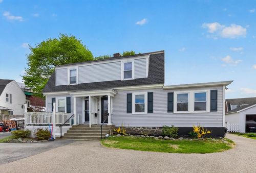 47 Concord Way, Portsmouth, NH, 03801-3403 | Card Image