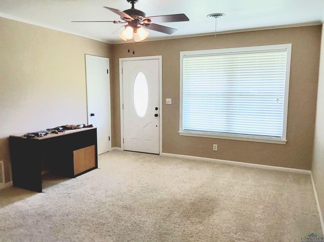 1011 Hillcrest, House other with 3 bedrooms, 1 bathrooms and null parking in Linden TX | Image 5