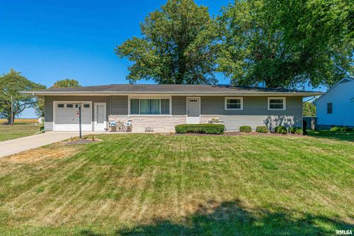 1004 Day St, Cornland, IL, 62519 | Card Image