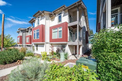 61574 Sw Blakely Rd, Bend, OR, 97702-3786 | Card Image