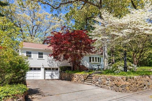 44 Windemere Rd, Wellesley, MA, 02481-4821 | Card Image