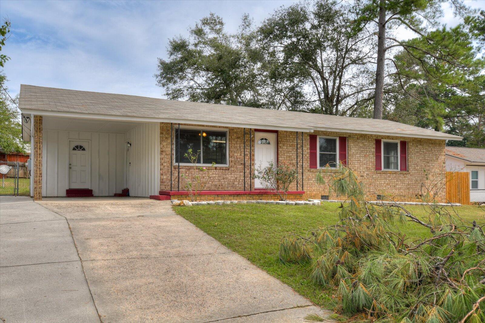 1708 Sandalwood Drive, For Sale in Augusta Zoocasa