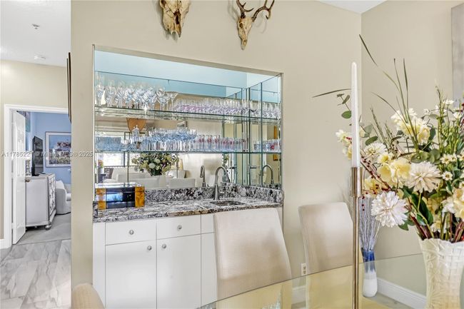APT-13 - 6121 Se Landing Way, Condo with 3 bedrooms, 2 bathrooms and null parking in Stuart FL | Image 27