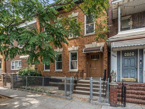 28-30 41st St, Astoria, NY, 11103-3301 | Card Image