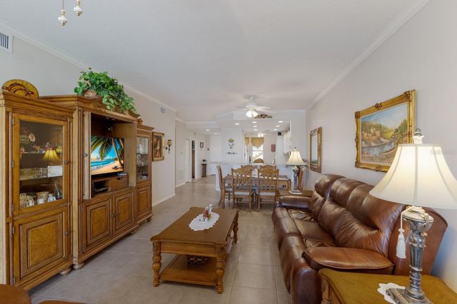 UNIT-102 - 8414 Wethersfield Run, Condo with 2 bedrooms, 2 bathrooms and null parking in Lakewood Ranch FL | Image 16