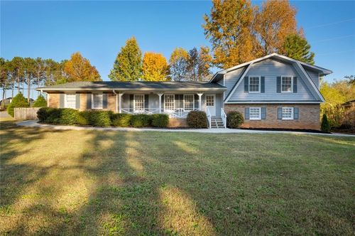 2857 Fontainebleau Dr, Dunwoody, GA, 30360-1213 | Card Image