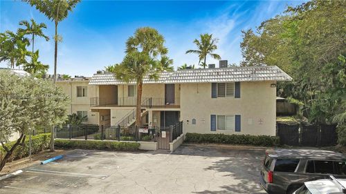 apt-24-8617 Sw 68th Ct, Pinecrest, FL, 33156-1195 | Card Image