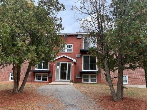 19-1 Charleston Ave, Londonderry, NH, 03053-3534 | Card Image