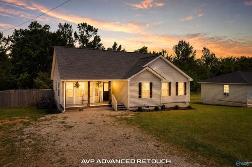 216 County Road 425, Hillsboro, AL, 35643-4330 | Card Image