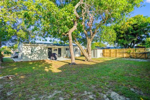 1000 N 71st Ter, Hollywood, FL, 33024-5548 | Card Image