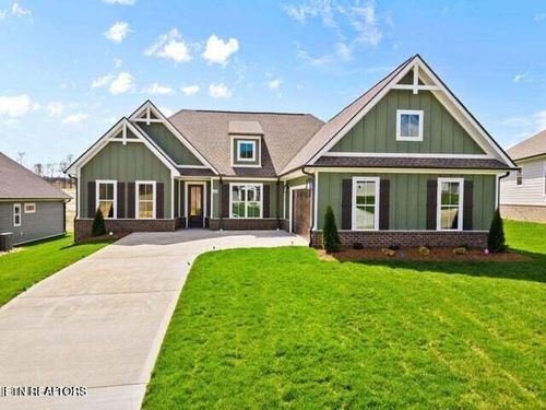 207 Bittersweet Ln, Lenoir City, TN, 37771-2162 | Card Image