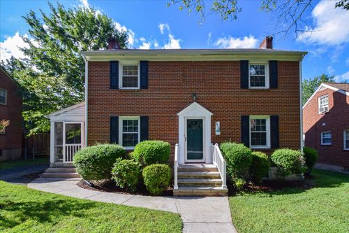 2414 Fairway Dr Sw, Roanoke, VA, 24015-3420 | Card Image