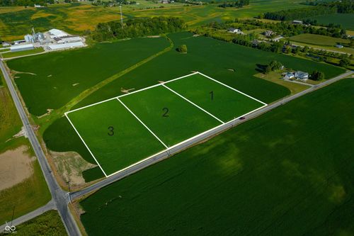 02 Possum Hollow Rd, Greenwood, IN, 46143-9722 | Card Image