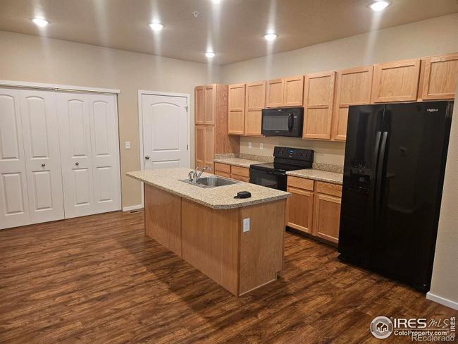 Kitchen | Image 9