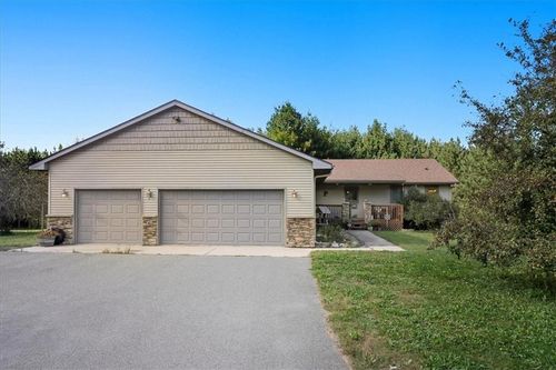 906 131st Ave, New Richmond, WI, 54017-6442 | Card Image