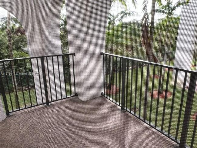 APT-218 - 10600 Nw 88 Th St, Condo with 3 bedrooms, 3 bathrooms and null parking in Doral FL | Image 13