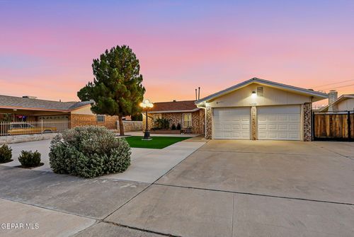 10920 Tom Weiskopf Dr, El Paso, TX, 79936-3518 | Card Image