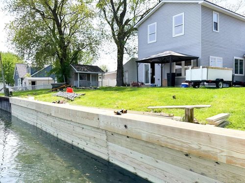 134 Eckfield St, Algonac, MI, 48001-1686 | Card Image