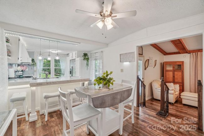Dining area and kitchen | Image 10