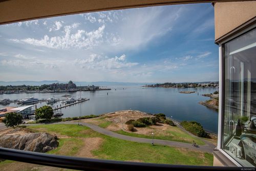635-205 Kimta Rd, Victoria, BC, V9A6T5 | Card Image