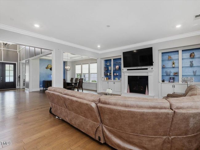 016-Living Room | Image 14