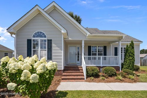 749 Ashley Meadows Dr, Winterville, NC, 28590-9742 | Card Image