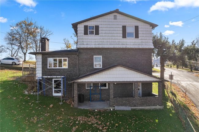 52 Grant St, House other with 3 bedrooms, 2 bathrooms and null parking in Cokeburg PA | Image 27