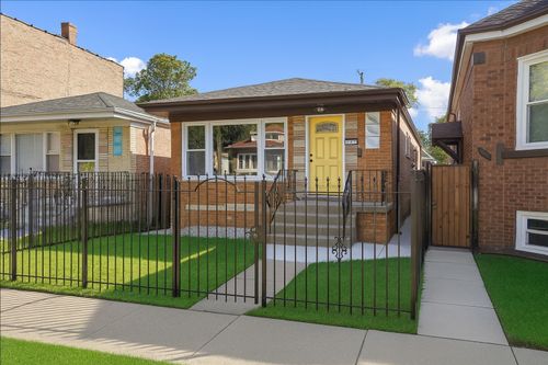 547 E 89th Pl, Chicago, IL, 60619-6831 | Card Image